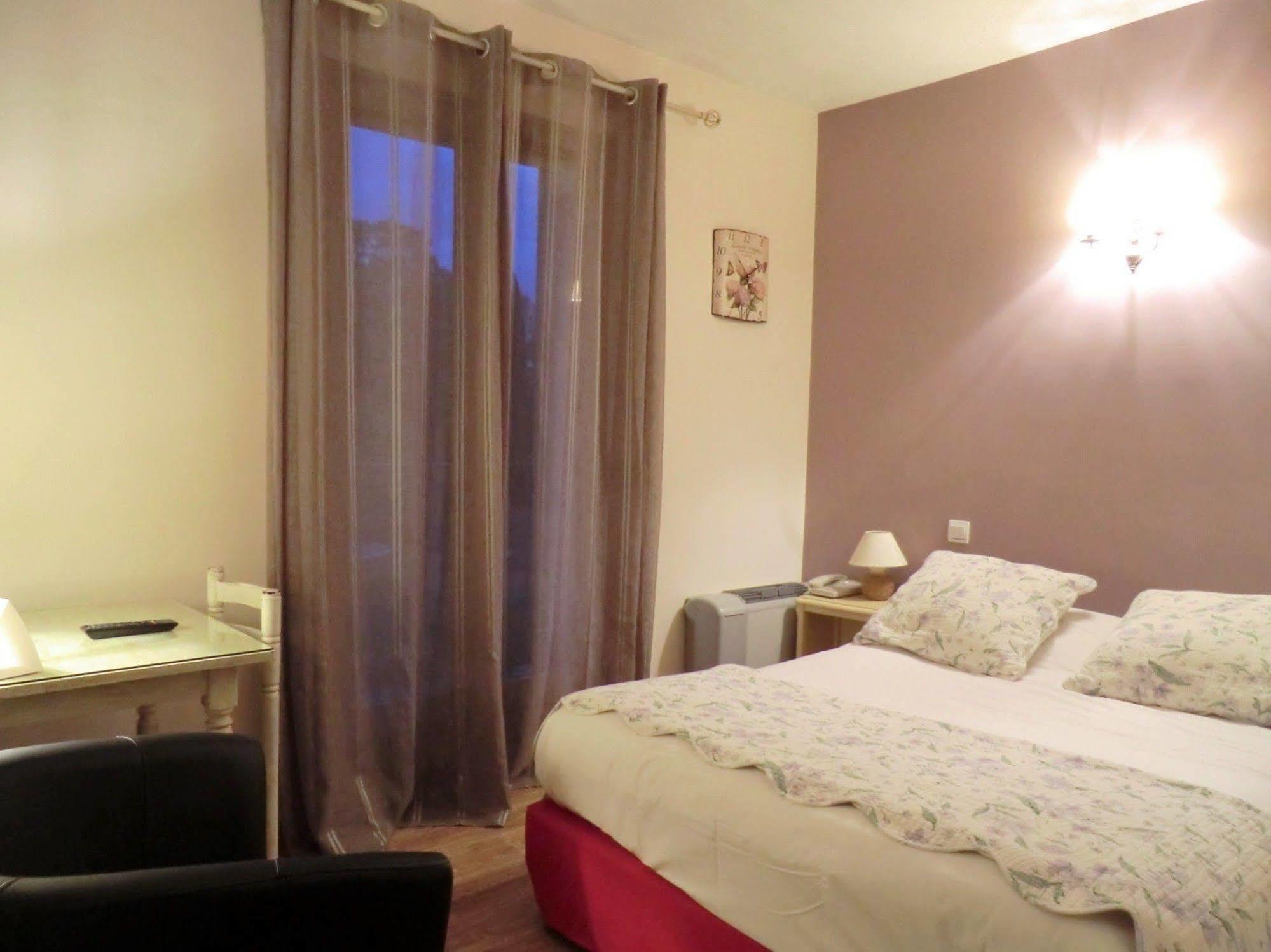 Hotel Du Parc, Avignon Est, The Originals City, Entraigues-sur-la-Sorgue Екстер'єр фото
